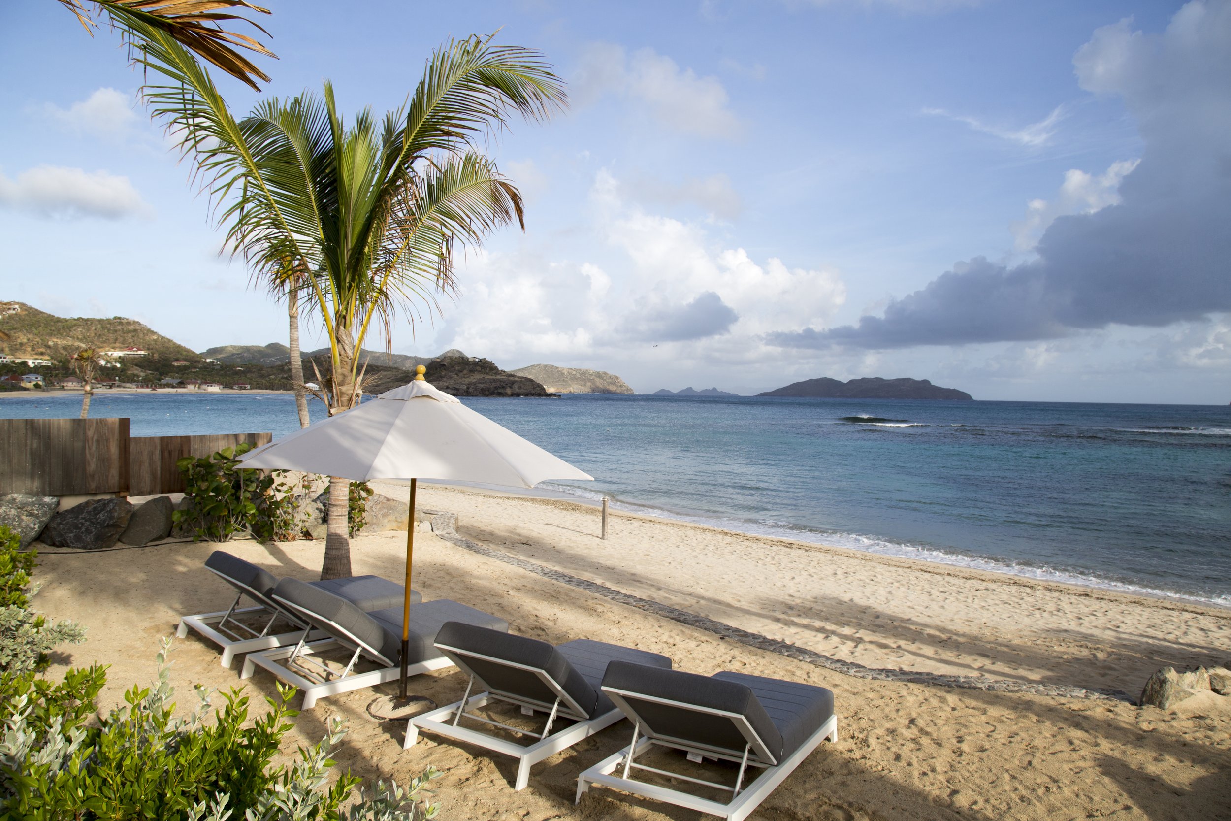 luxury-living-st-barts-villa-saint-barths-villa-rentals-la-plage-11.jpg