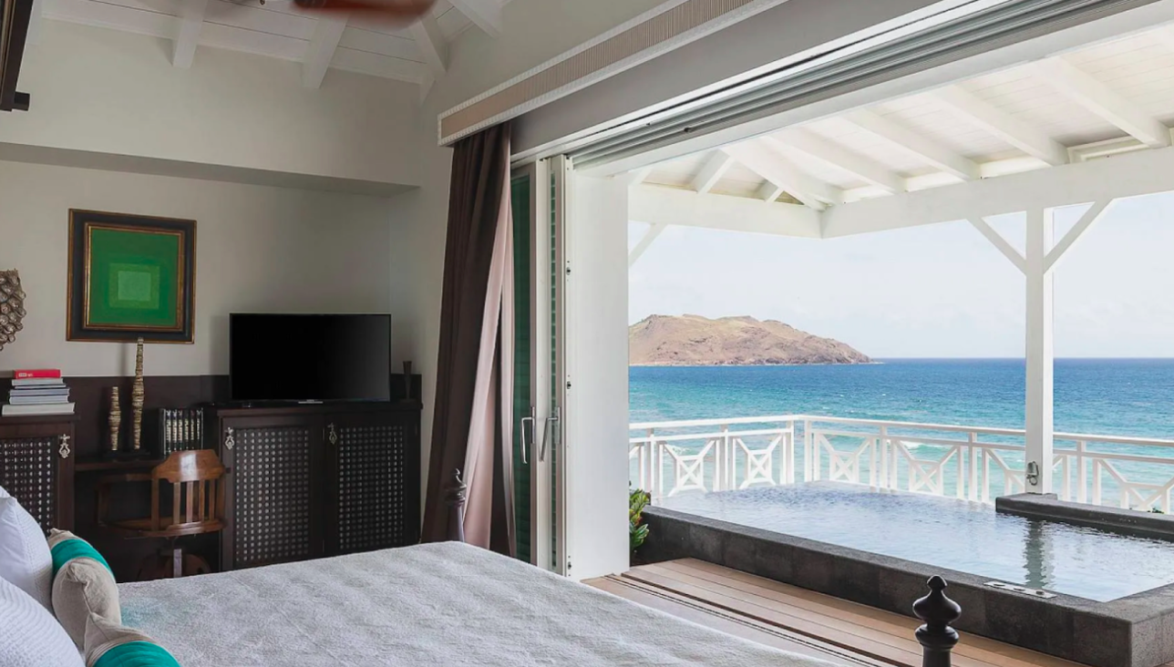 luxury-living-st-barts-villa-saint-barths-villa-rentals-les-lataniers-11.png