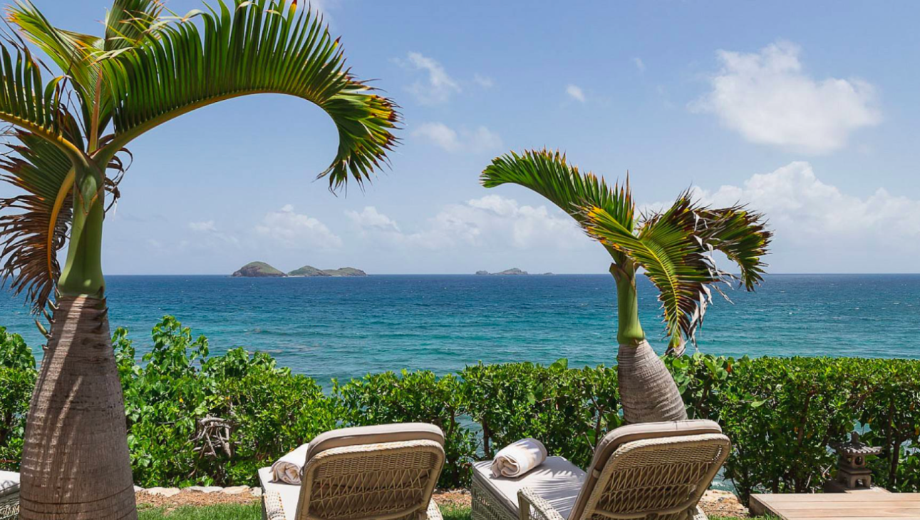 luxury-living-st-barts-villa-saint-barths-villa-rentals-les-lataniers-31.png