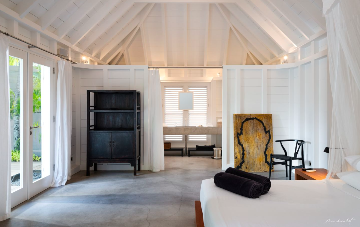 luxury-living-st-barts-villa-saint-barths-villa-rentals-le-manoir-de-lorient-22.png