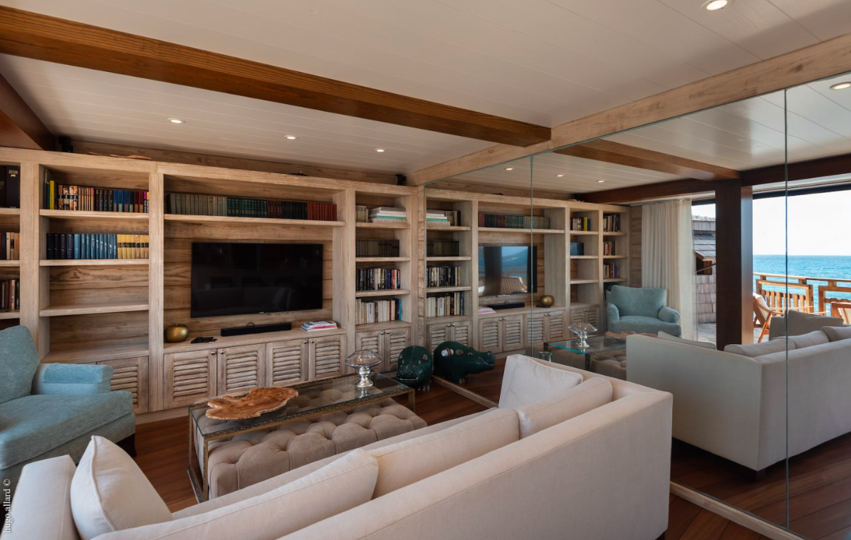 luxury-living-st-barts-villa-saint-barths-villa-rentals-nureyev-48.png