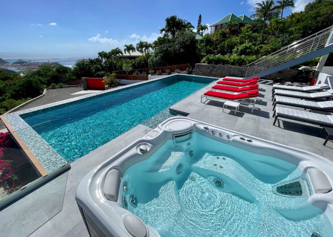 luxury-living-st-barts-villa-saint-barths-villa-rentals-voyage-9.png