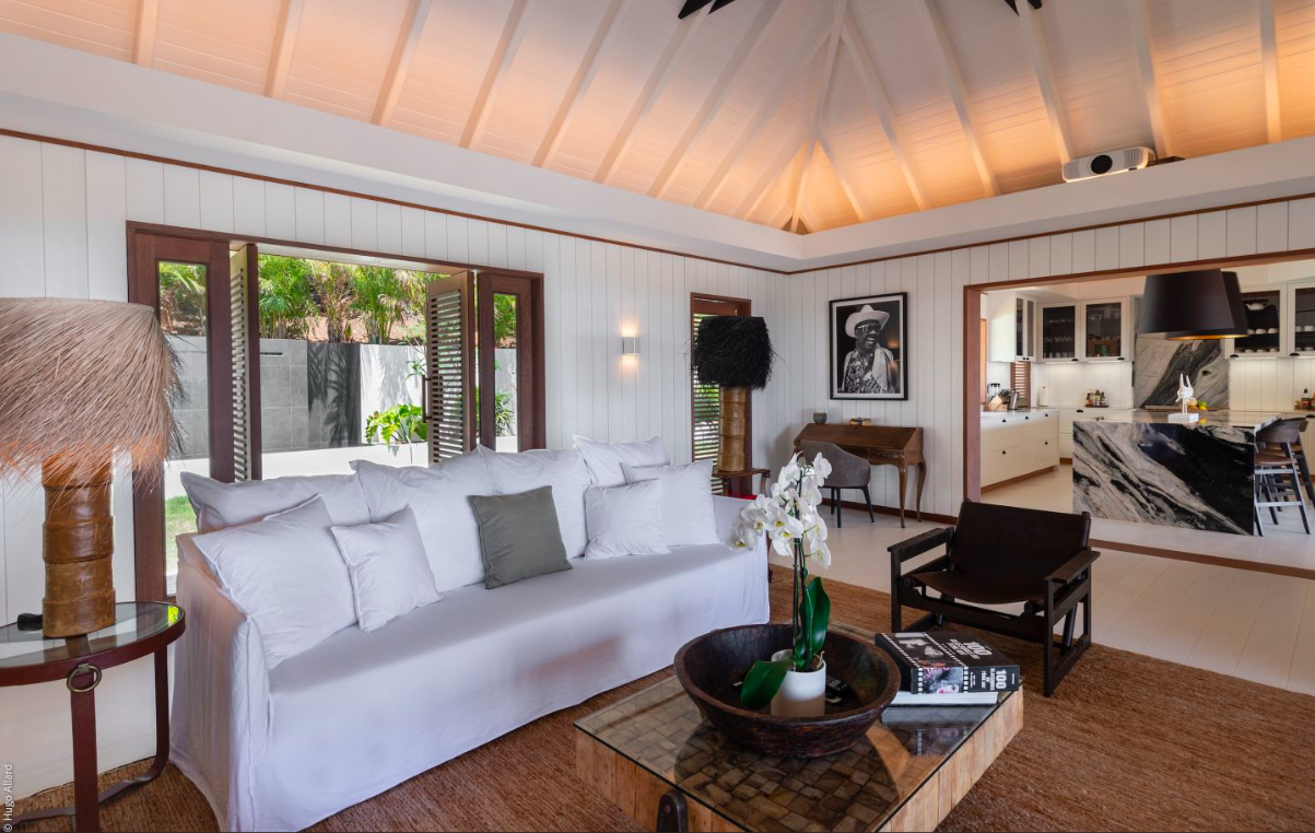 luxury-living-st-barts-villa-saint-barths-villa-rentals-sun-club-18.png