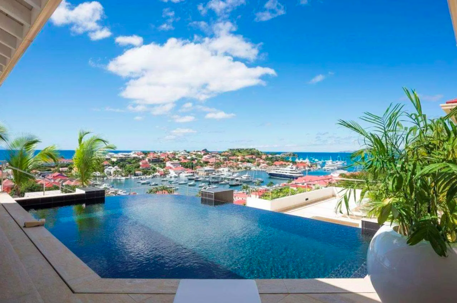 luxury-living-st-barts-villa-saint-barths-villa-rentals-prestige-gustavia-1.png