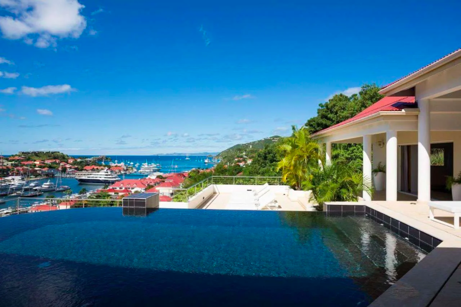 luxury-living-st-barts-villa-saint-barths-villa-rentals-prestige-gustavia-3.png