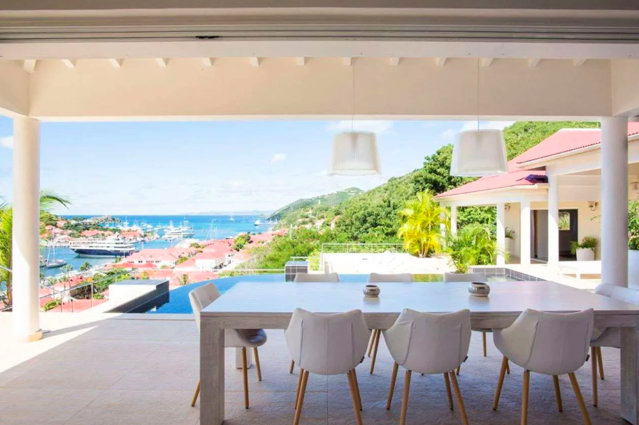 luxury-living-st-barts-villa-saint-barths-villa-rentals-prestige-gustavia-4.png