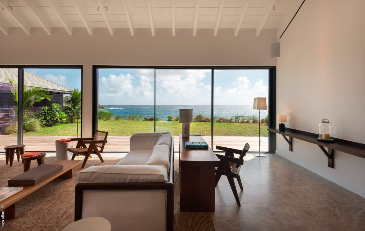 luxury-living-st-barts-villa-saint-barths-villa-rentals-over-the-ocean-3.png