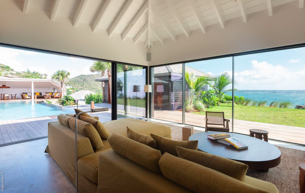 luxury-living-st-barts-villa-saint-barths-villa-rentals-over-the-ocean-13.png
