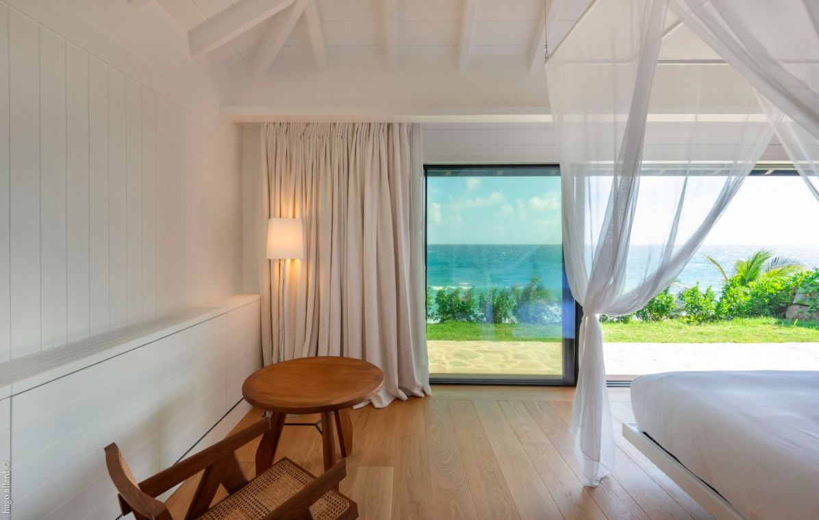 luxury-living-st-barts-villa-saint-barths-villa-rentals-over-the-ocean-41.png