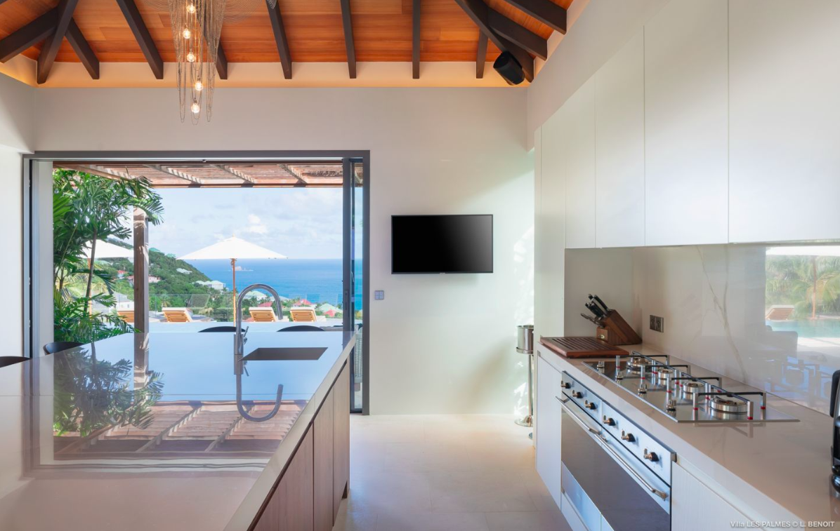 luxury-living-st-barts-villa-saint-barths-villa-rentals-les-palmes-15.png