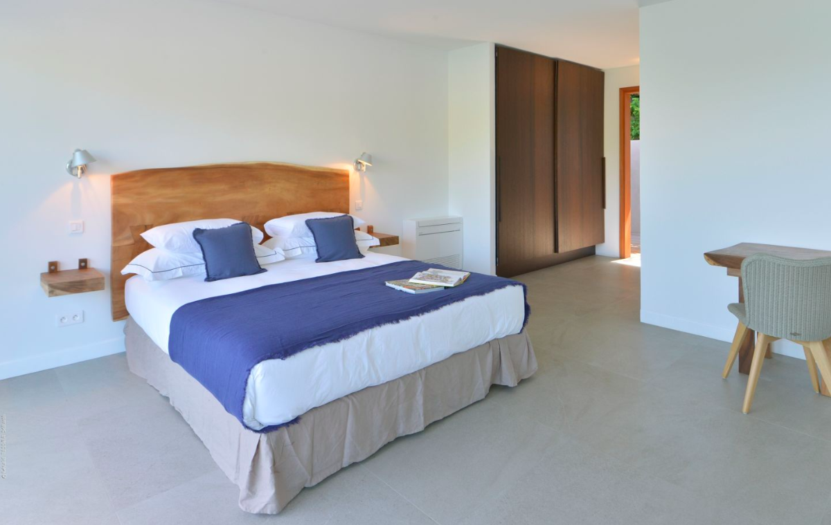 luxury-living-st-barts-villa-saint-barths-villa-rentals-pelican-14.png