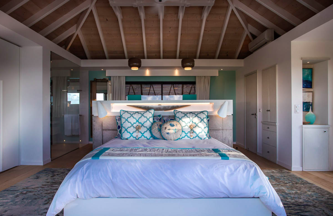 luxury-living-st-barts-villa-saint-barths-villa-rentals-vue-de-reves-25.png