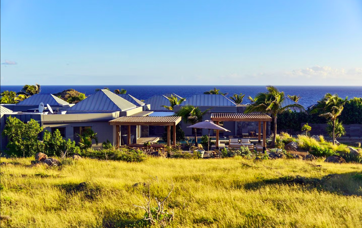 luxury-living-st-barts-villa-saint-barths-villa-rentals-lagon-vert-33.png