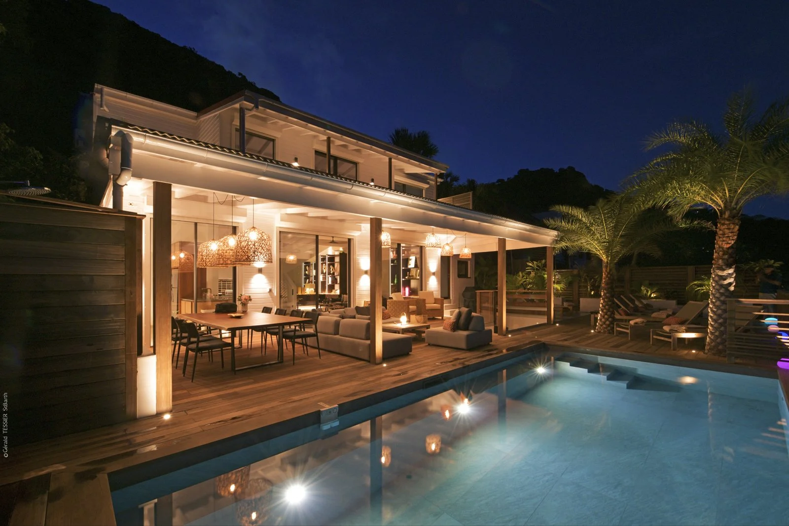 luxury-living-st-barts-villa-saint-barths-villa-rentals-nagabaaja-30.jpg