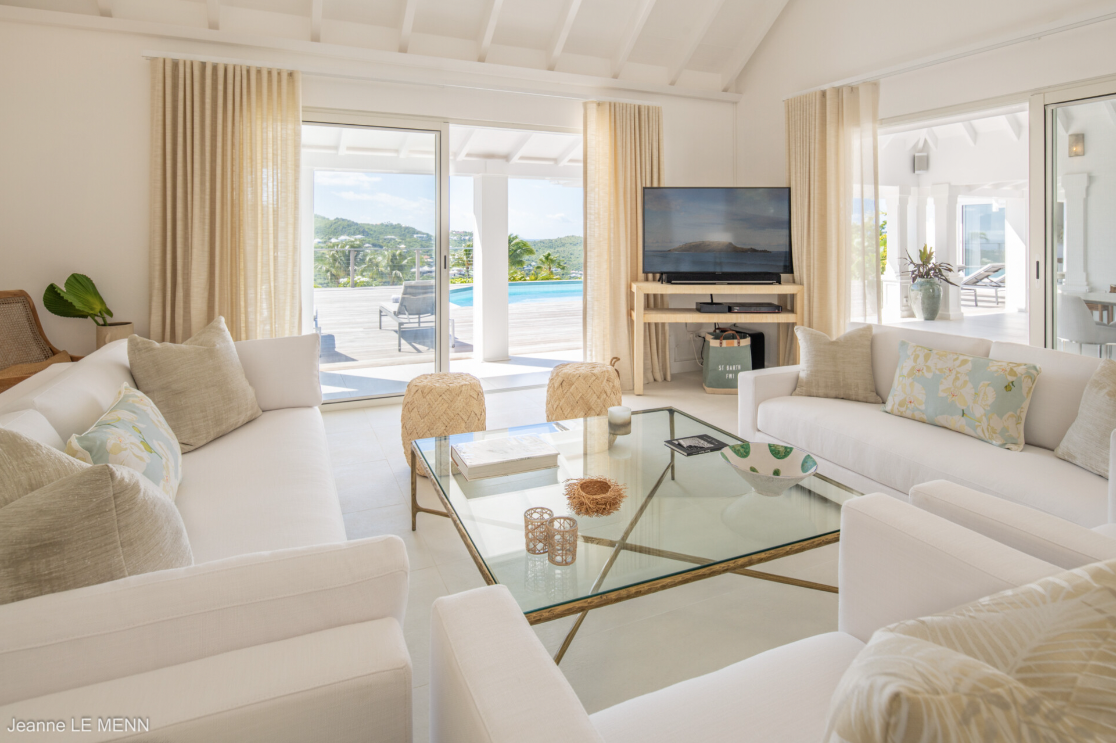 luxury-living-st-barts-villa-saint-barths-villa-rentals-bel-air-31.png