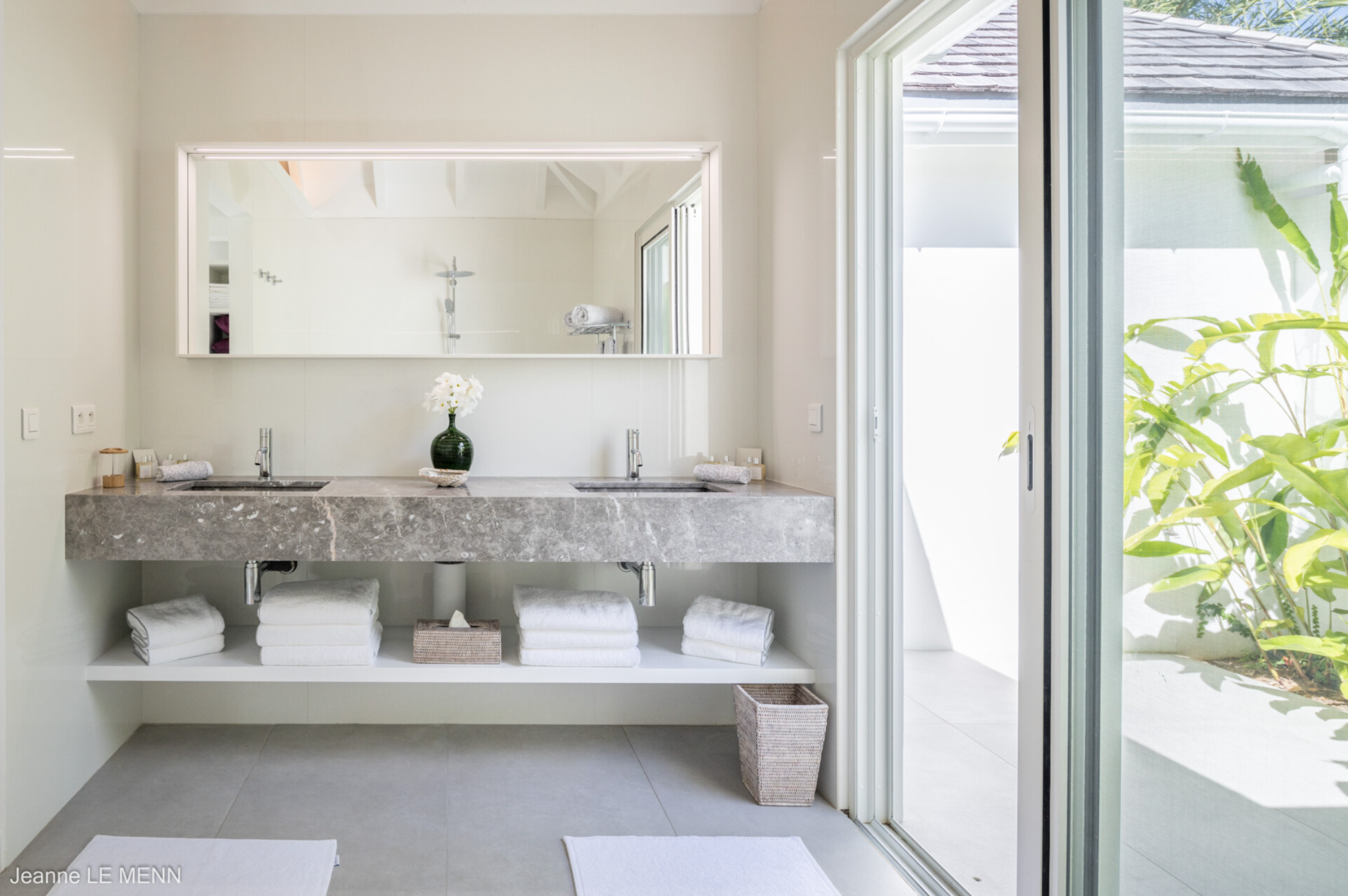 luxury-living-st-barts-villa-saint-barths-villa-rentals-bel-air-37.png