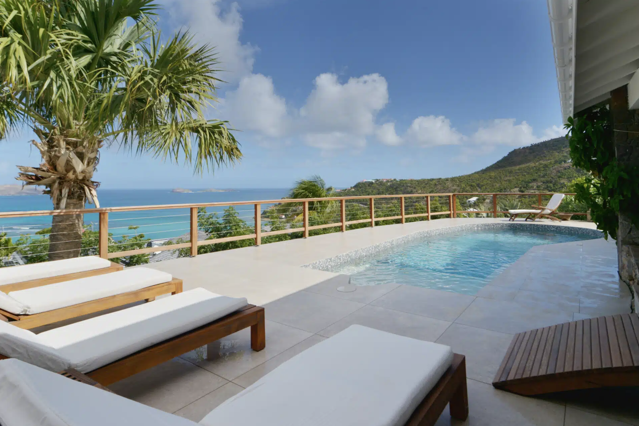 luxury-living-st-barts-villa-sunrise-saint-barths-villa-rentals-villa-sunrise-villa-saint-barths-2.png