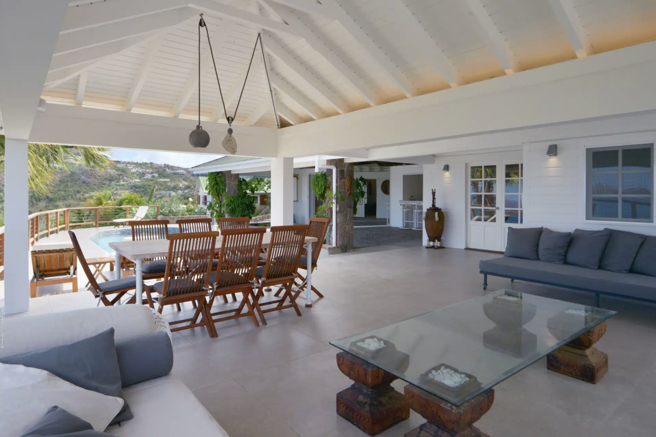 luxury-living-st-barts-villa-sunrise-saint-barths-villa-rentals-villa-sunrise-villa-saint-barths-8.png