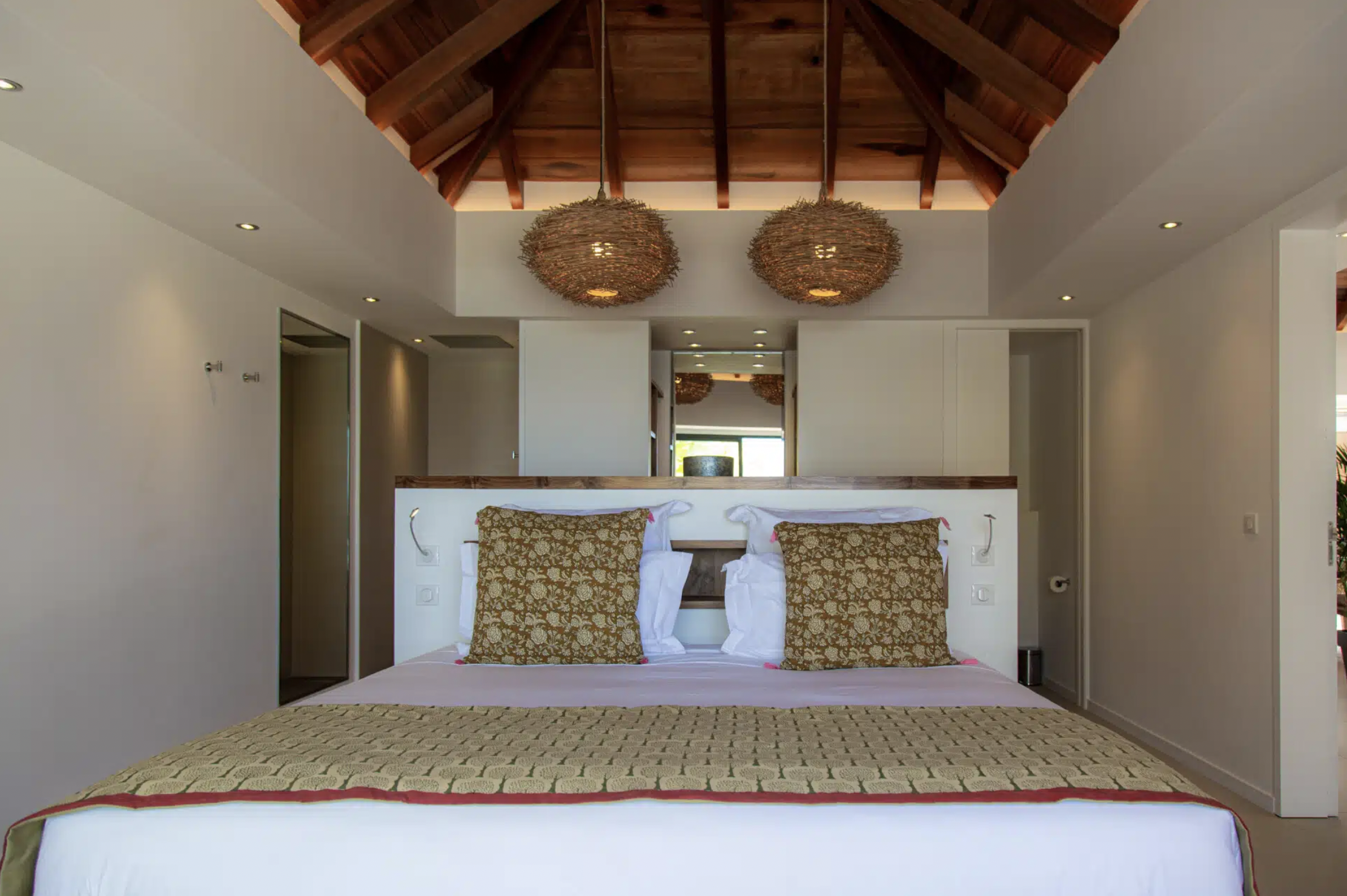 luxury-living-st-barts-villa-saint-barths-villa-rentals-villa-prana-10.png