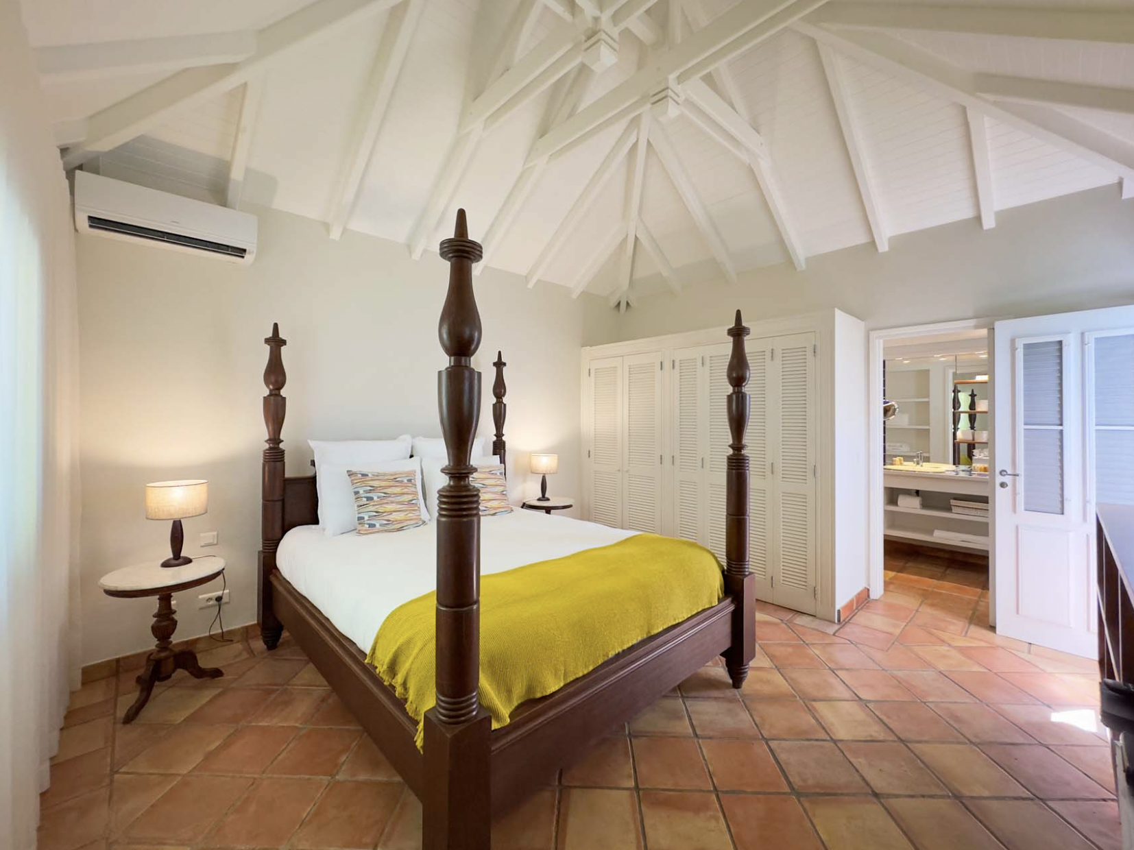 luxury-living-st-barts-villa-saint-barths-villa-rentals-xanadu-13.png