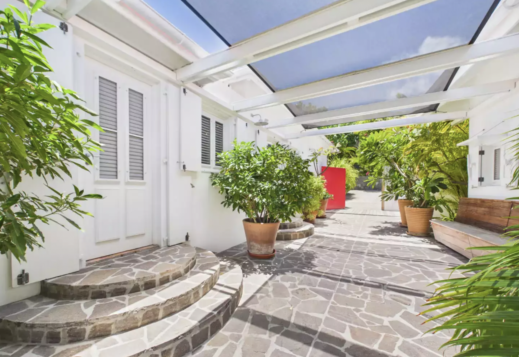 luxury-living-st-barts-villa-saint-barths-villa-rentals-xanadu-29.png