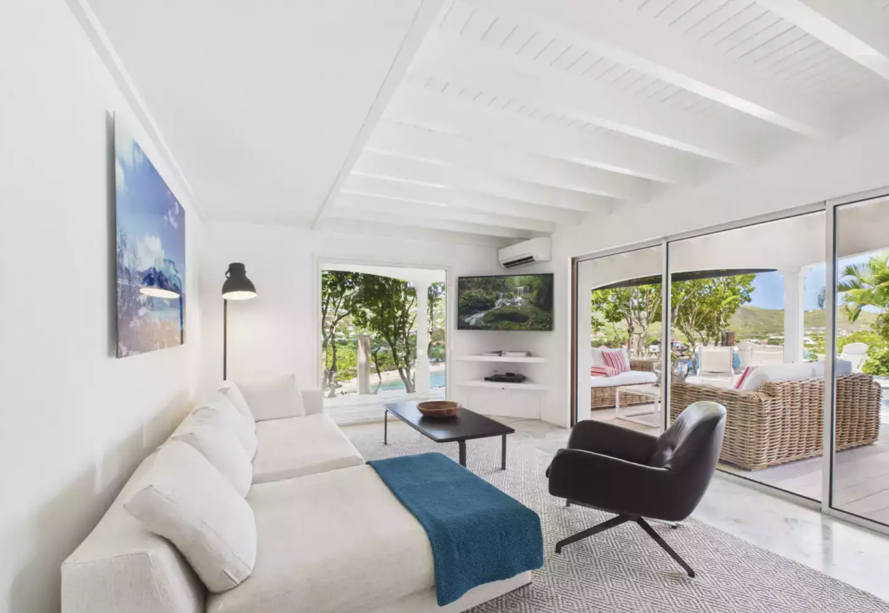 luxury-living-st-barts-villa-saint-barths-villa-rentals-xanadu-35.png