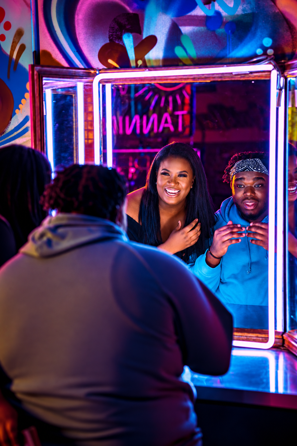 Neon Mirror Booth Laughter.png
