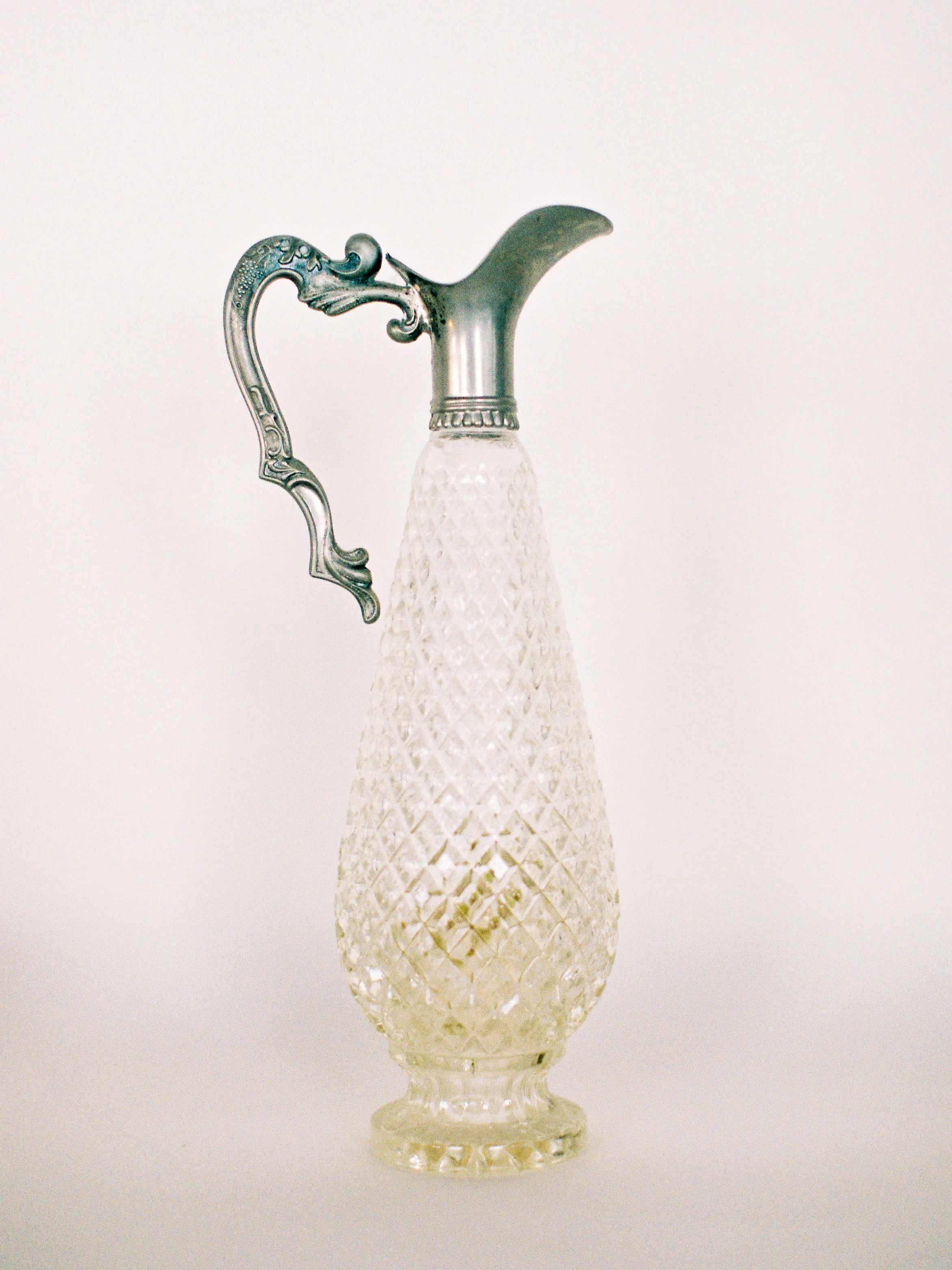 2019.03.21 Heirloom Antiques-34-Jen-Huang-4316332-R1-028-12A.jpg
