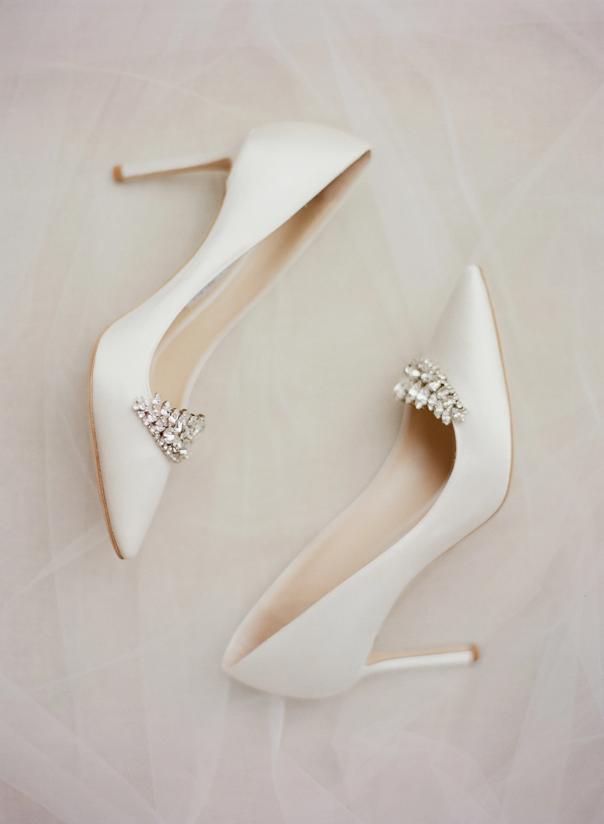 “I’ll often use my styling board and then overlay a veil if the bride has one.”