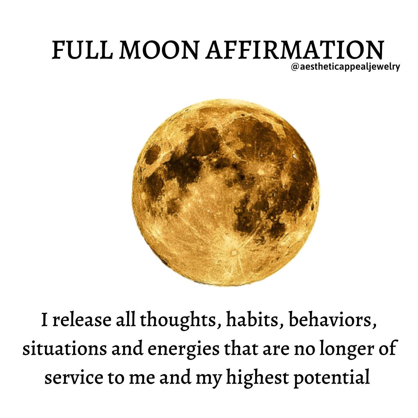 There is still time to charge your crystals under the current full moon in the sign of Pisces full moon 🌕 This is a perfect opportunity to recharge, realign, reset &amp; release ✨ 

Repeat this full moon affirmation throughout the day &amp; in your 