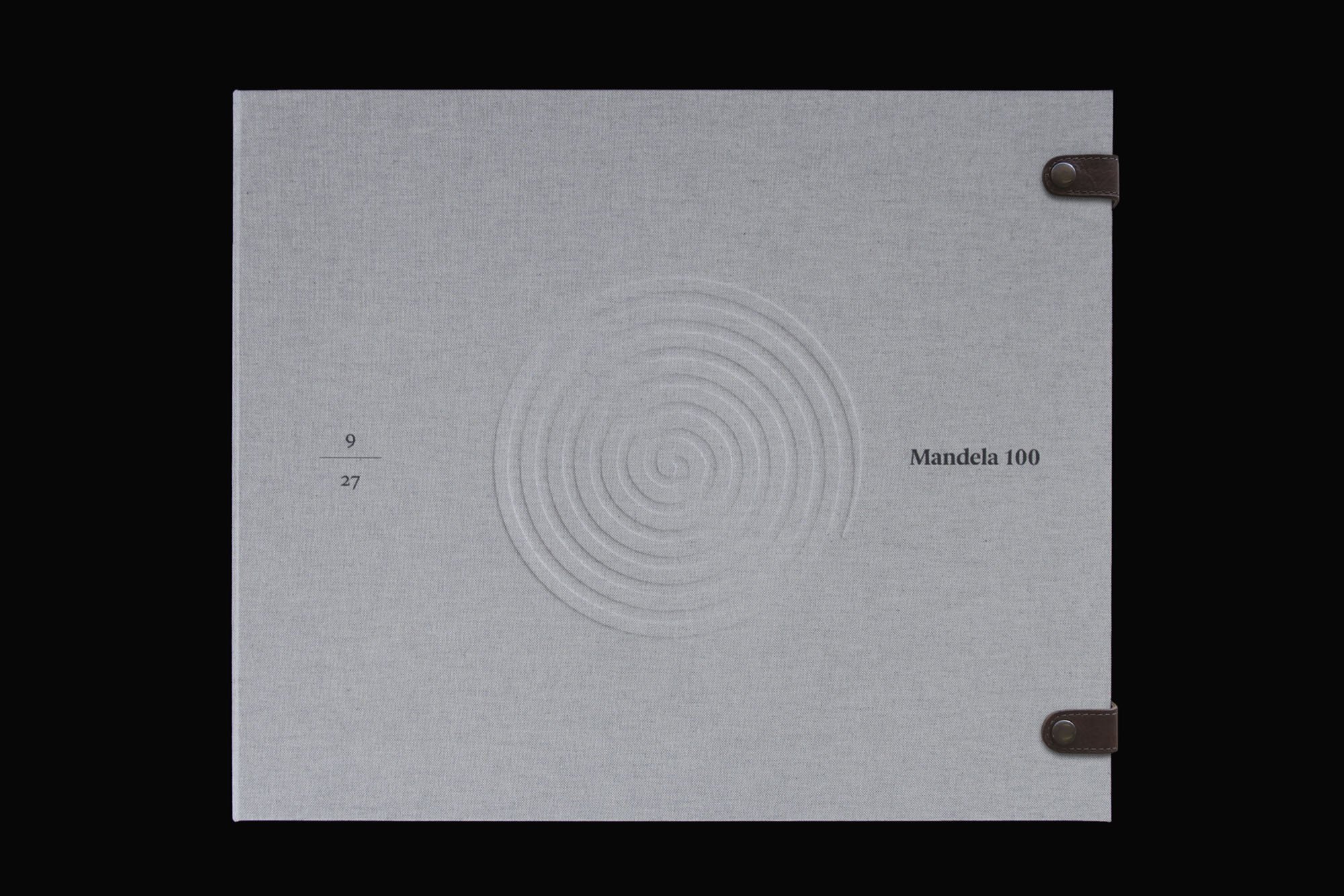 1_the_binding_studio_mandela100_clamshell_box_LR.jpg