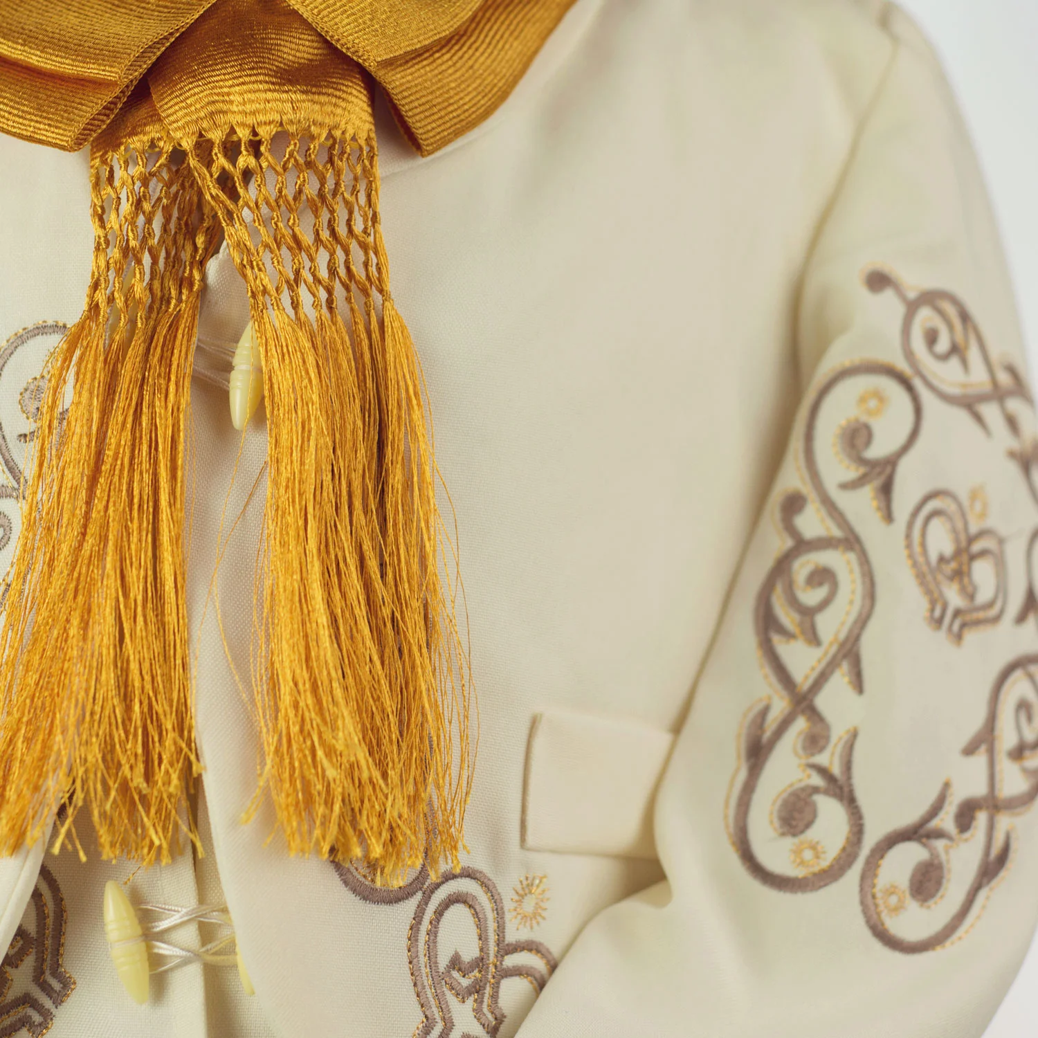 CHB-Ivory-Detail.jpg