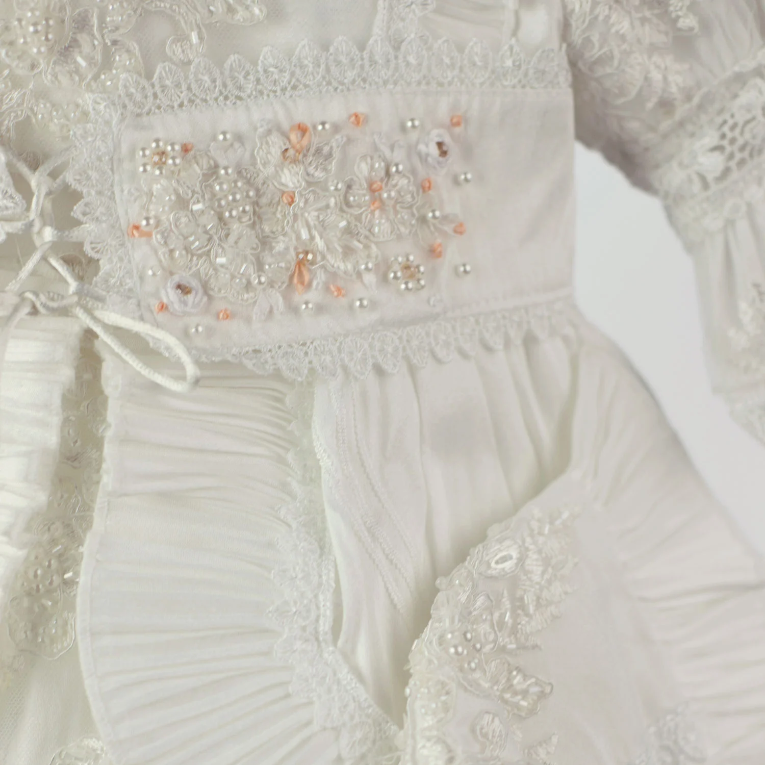 0455-White-Detail.jpg