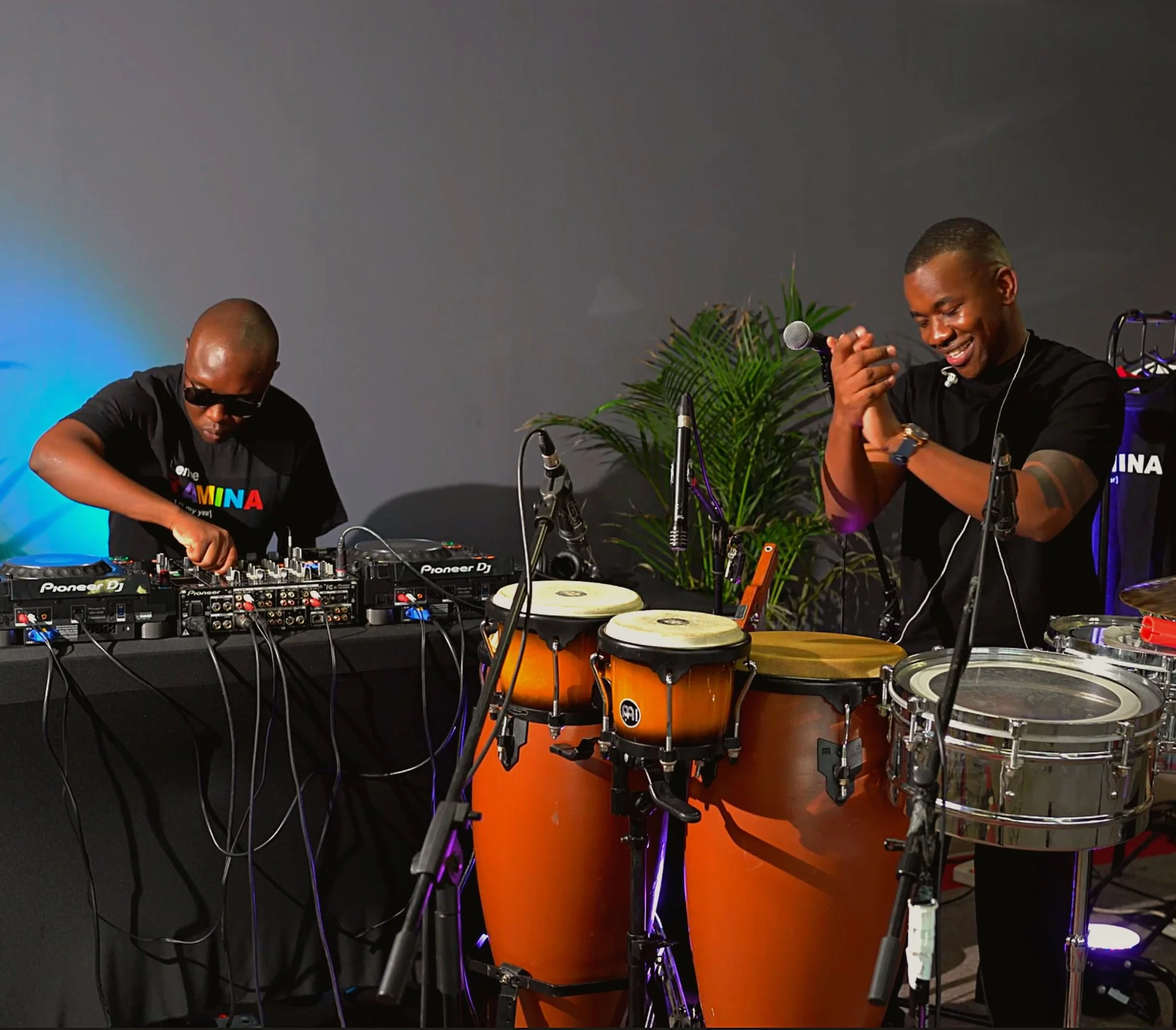 MAC THE DJ &amp; PAPANY