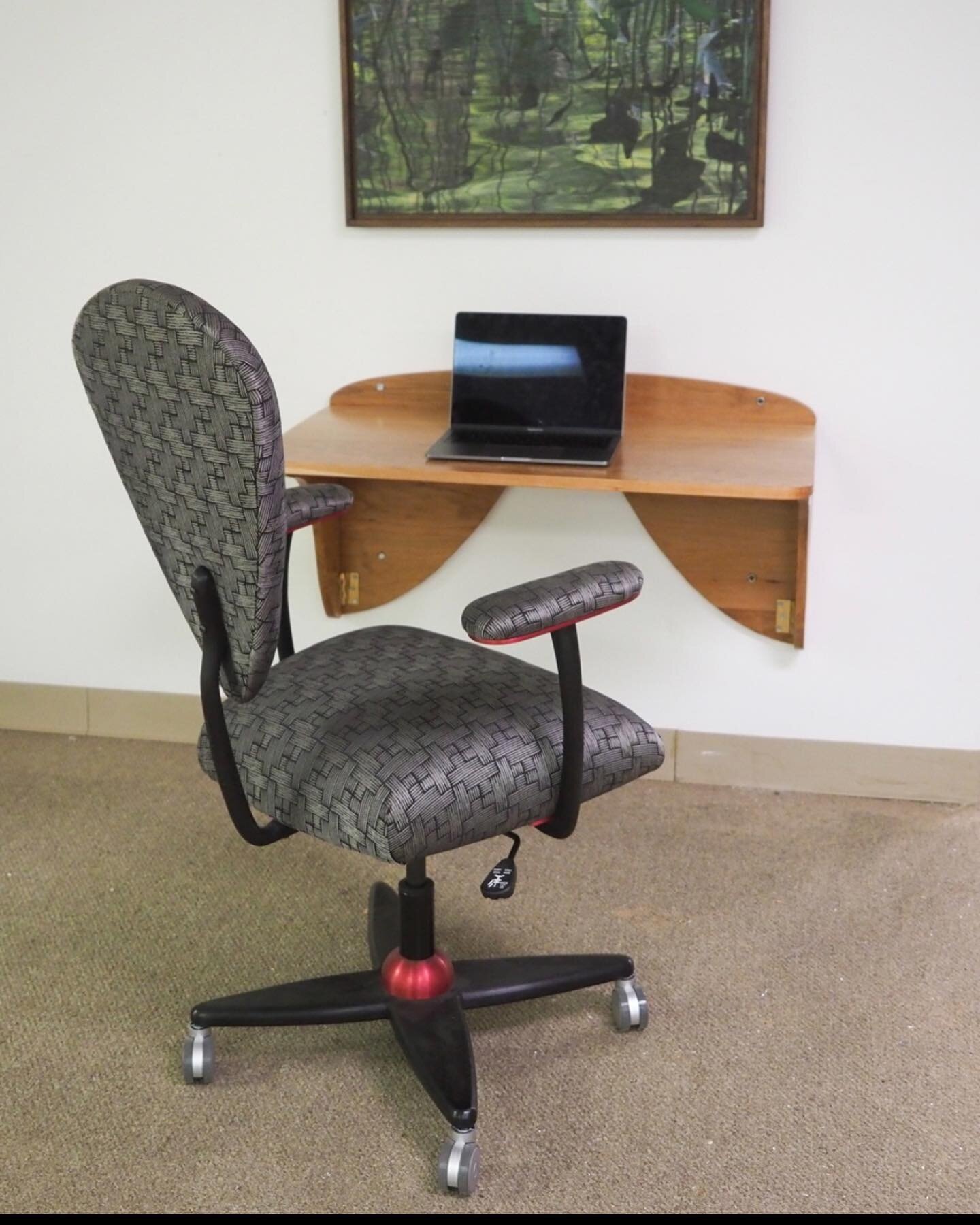 Folding Desks in the time of corona

...

As we continue our progression through the Covid pandemic, with so many of us working at home, space becomes an issue.  And, with the end of the pandemic in sight, it is likely that working at home will becom