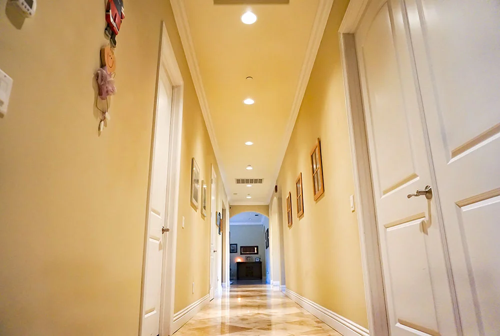 21-guest-hall.jpg
