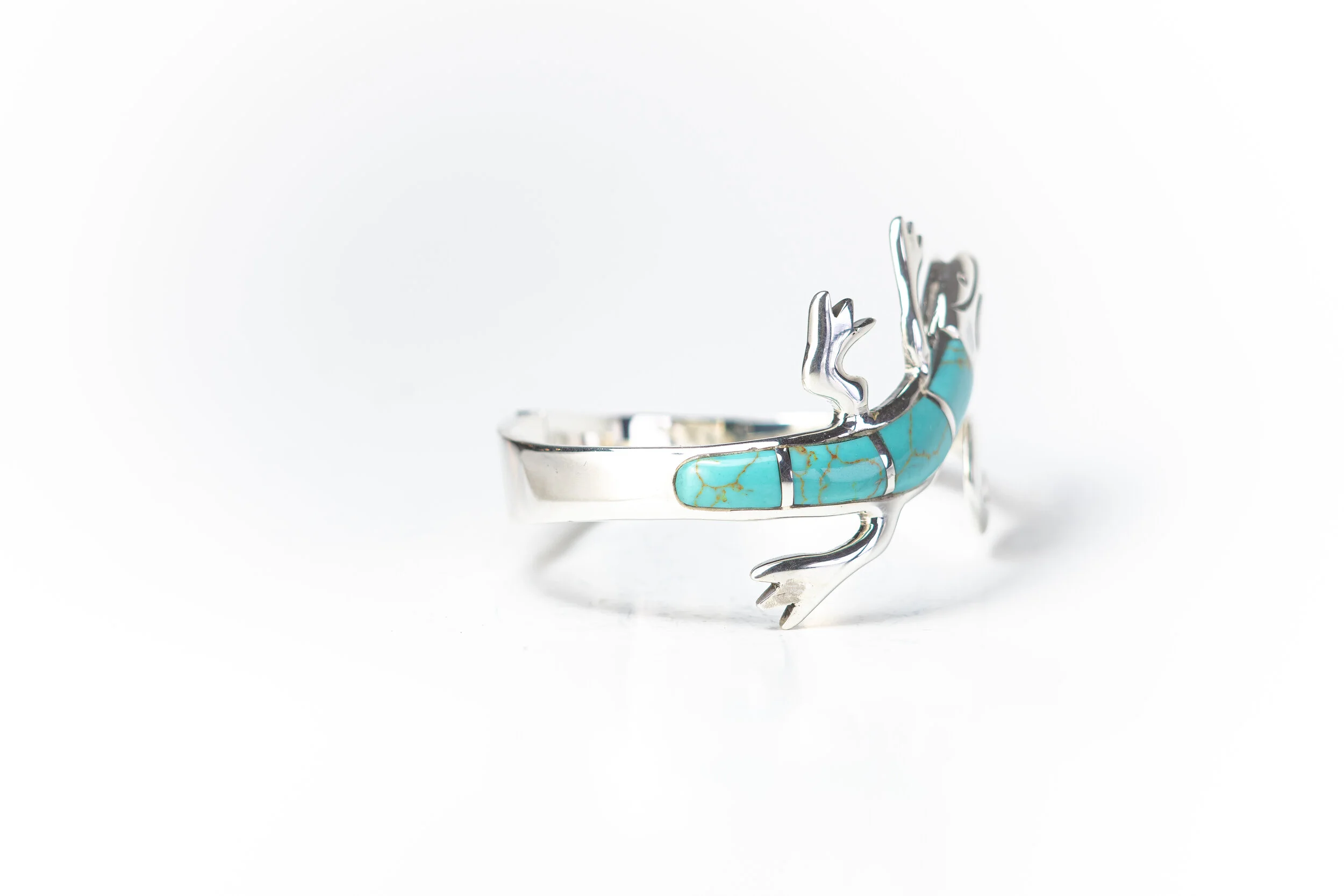 8C003B4A-5E6B-4902-9B4A-2F4BB31A7534