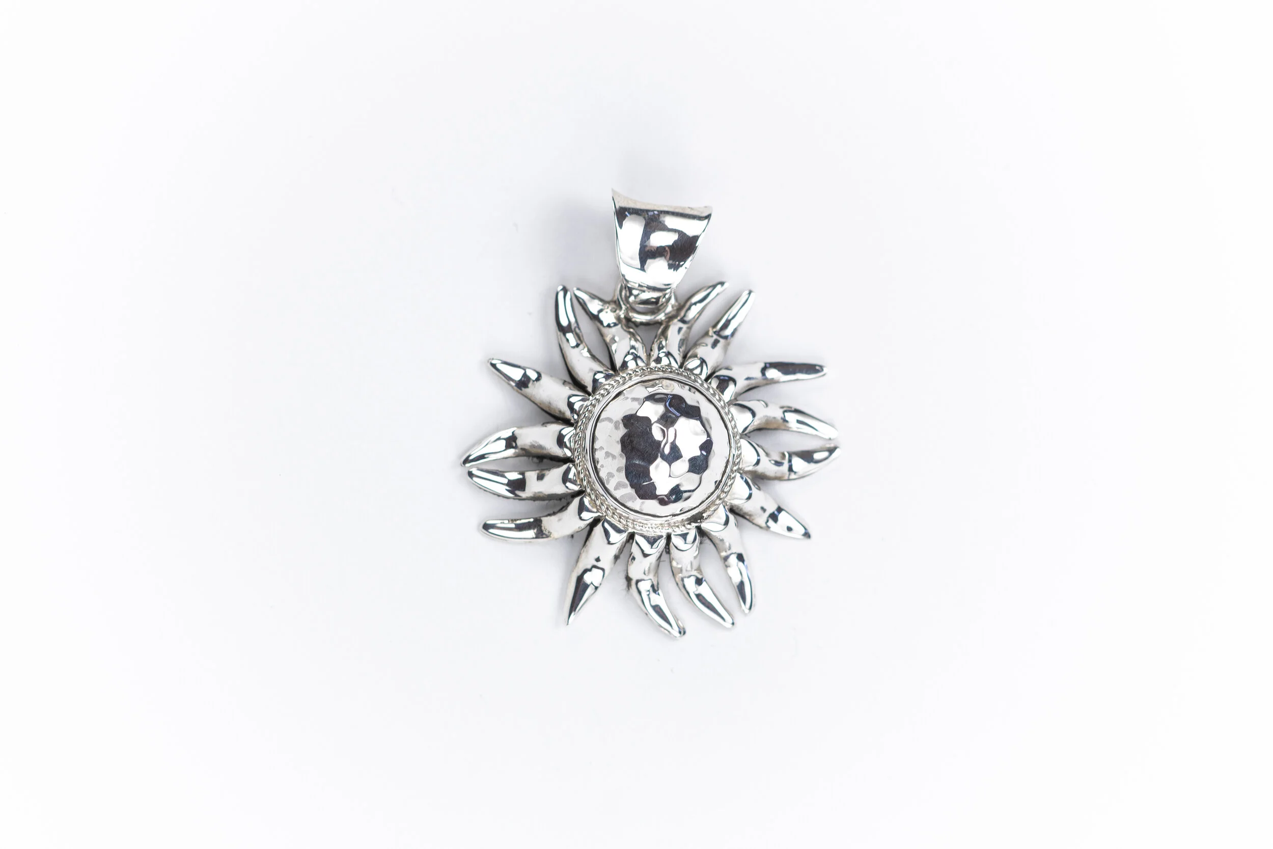 608D0C7B-24E3-4DEE-B390-2D4D86D68EF6