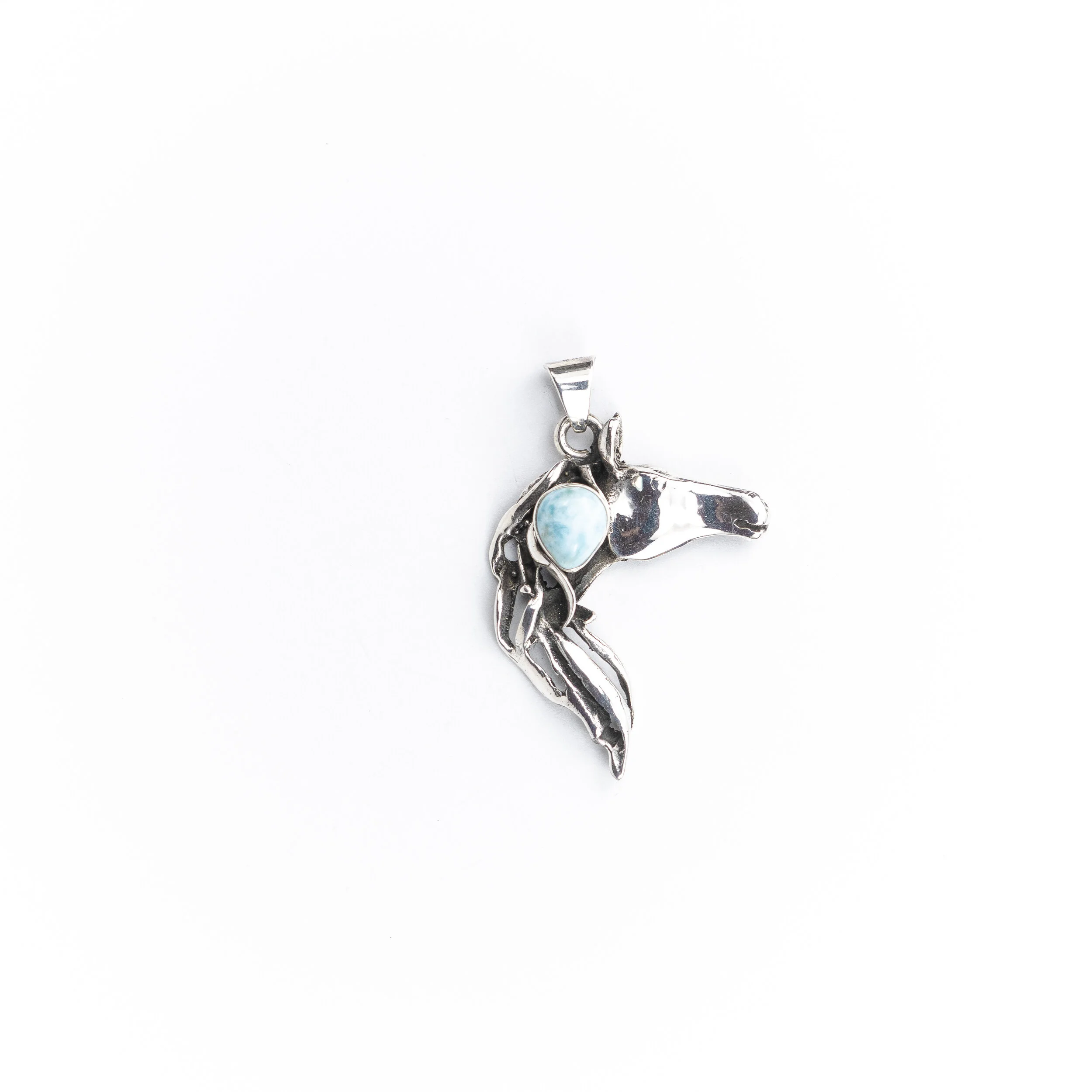 39C57969-858D-4142-977C-501507749805