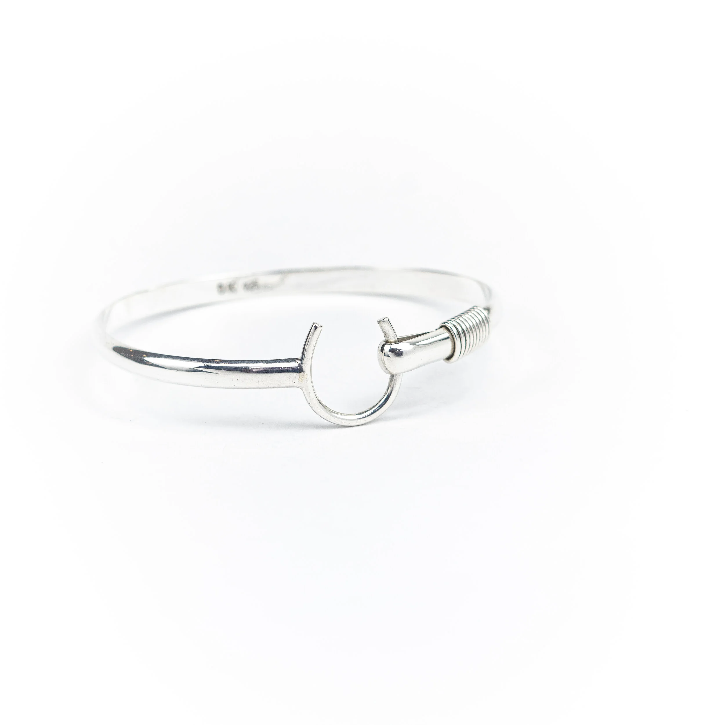 53D57B0D-5A63-414F-AB02-450789FDD65C