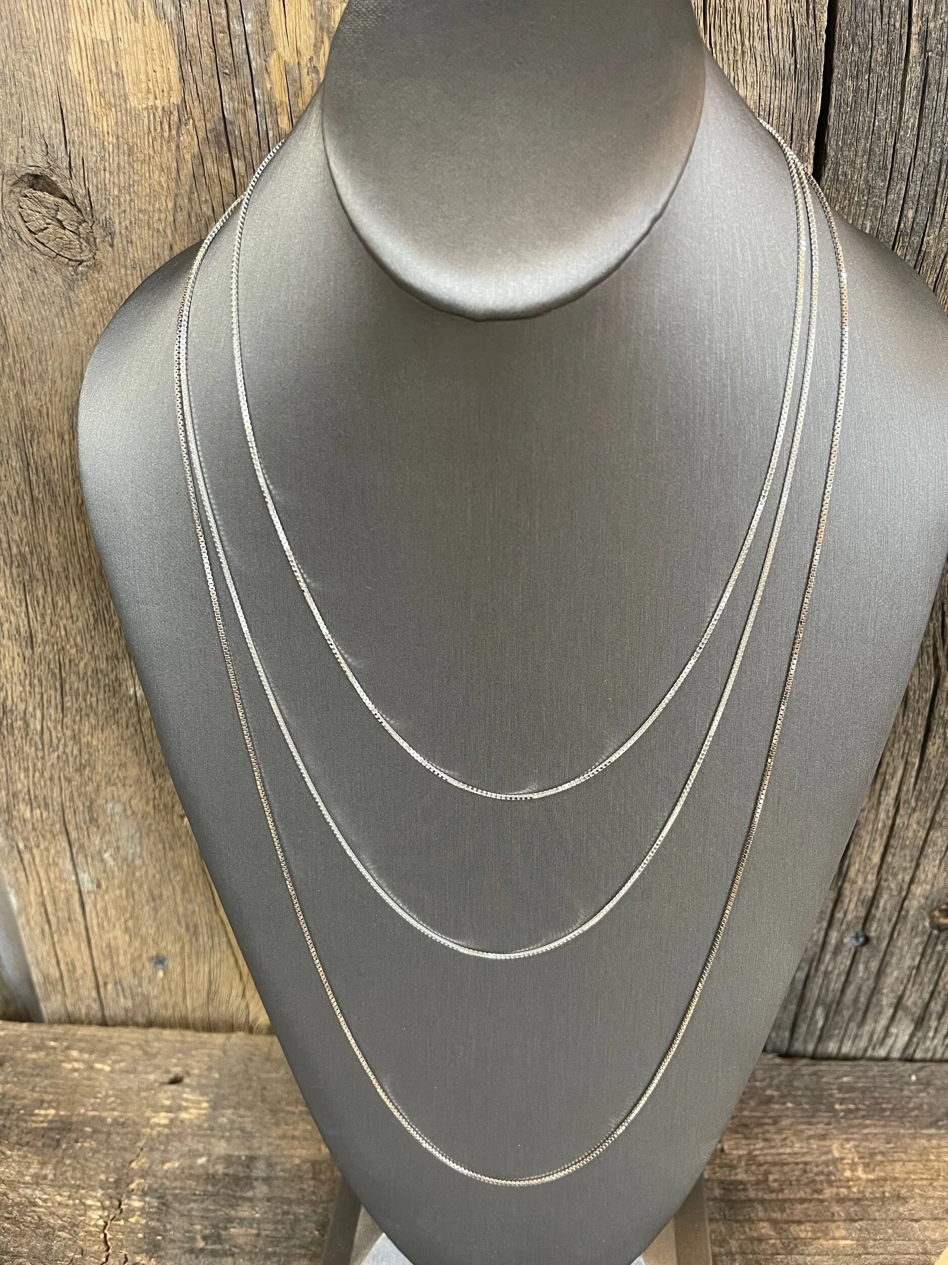 13985EFD-1BDE-4C3B-B093-861054C5A33F