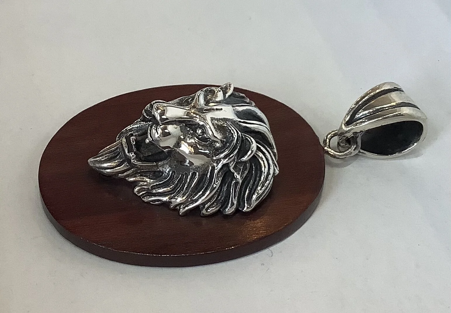 DE9358B0-8FA6-4481-9529-834A3A6177A1