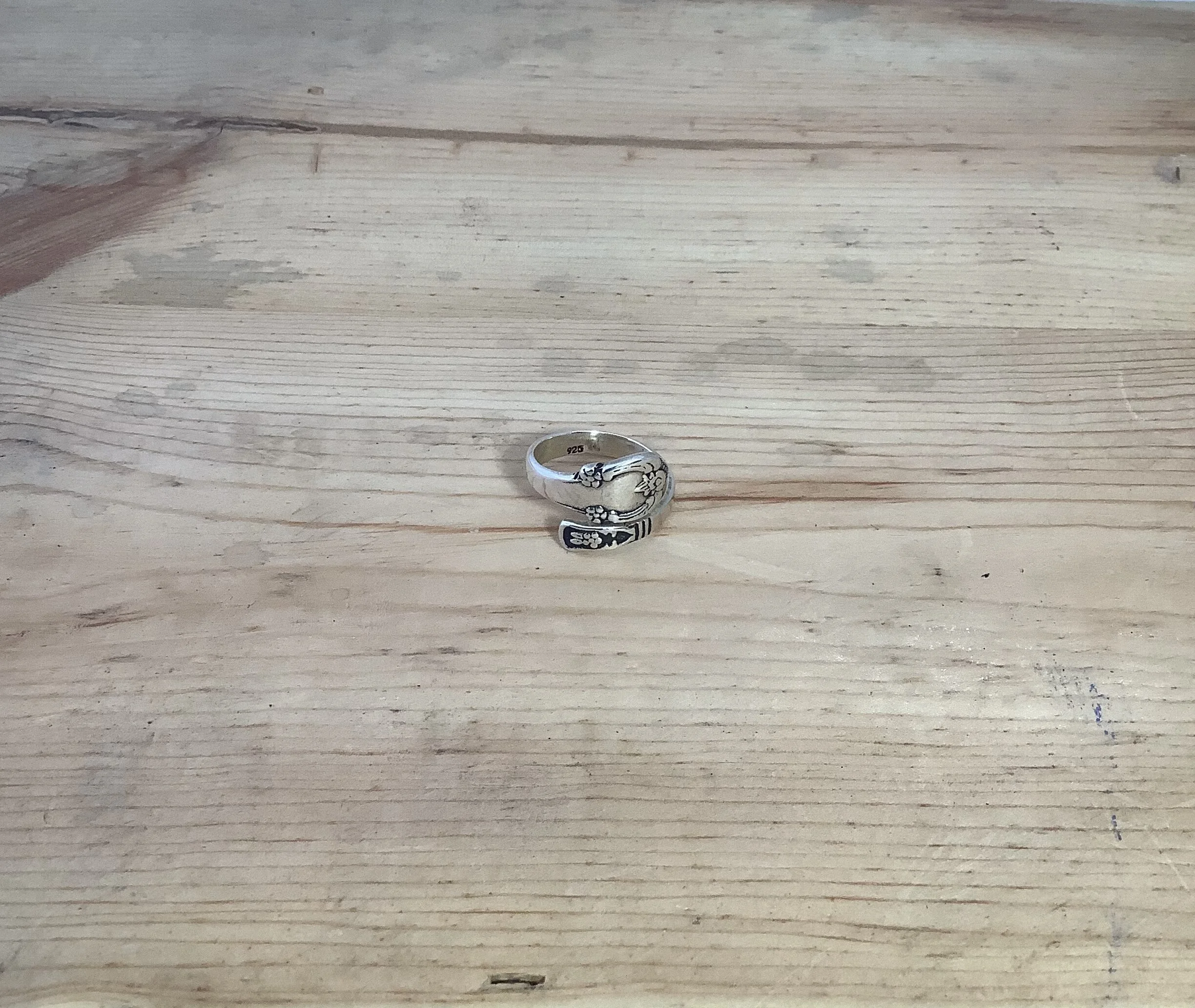 FBDE00EF-4FE4-4C8C-B16F-C1C73078A287