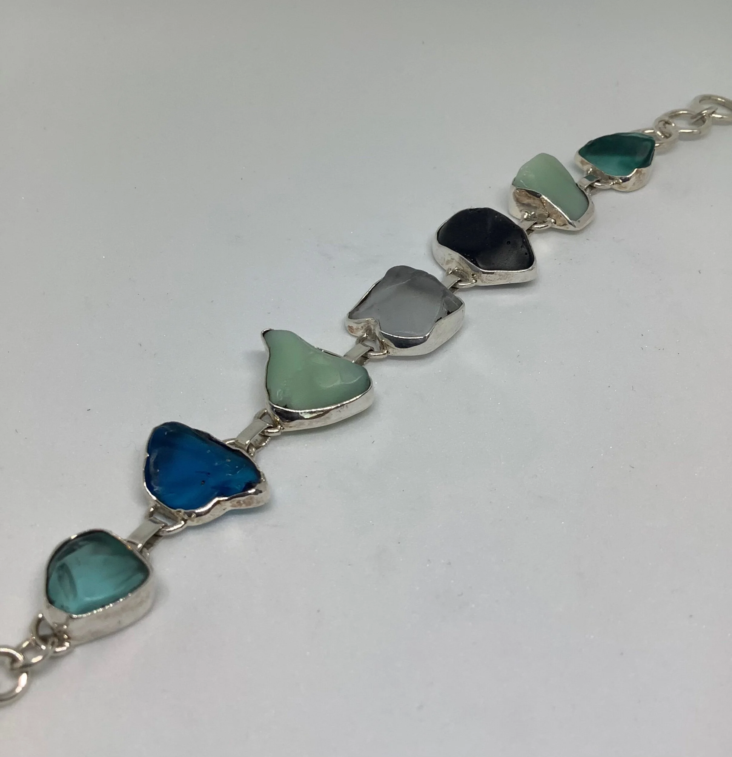 13BB3DF2-B411-4BC2-8768-D1BBEF5E0335