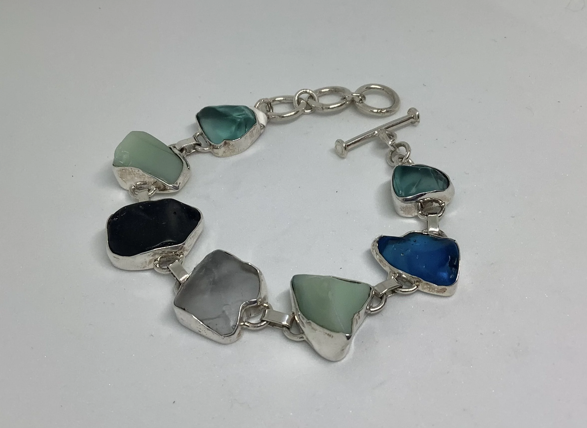 EFE1BAA9-AA6F-45DD-8A8D-401C00052326