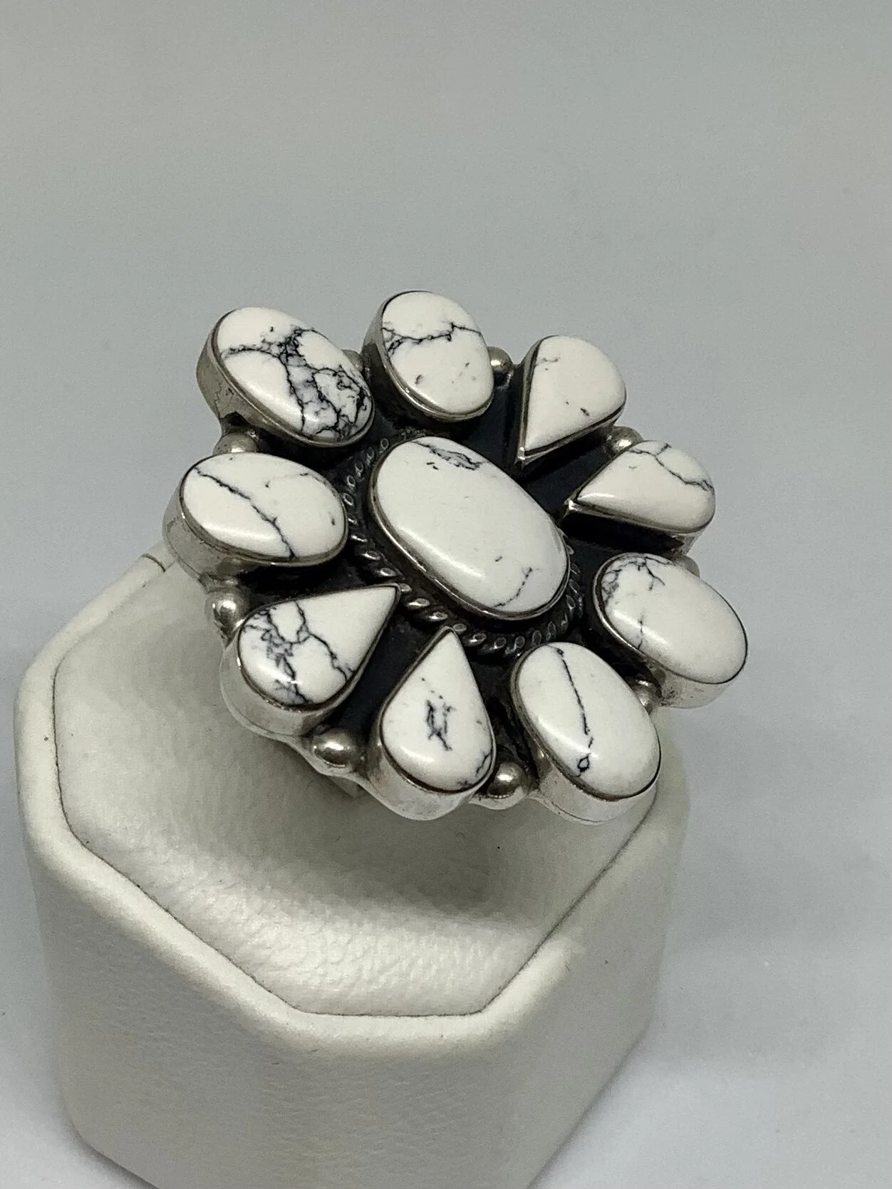 8715ED31-0619-4E4E-87E5-5D3944DFA88C