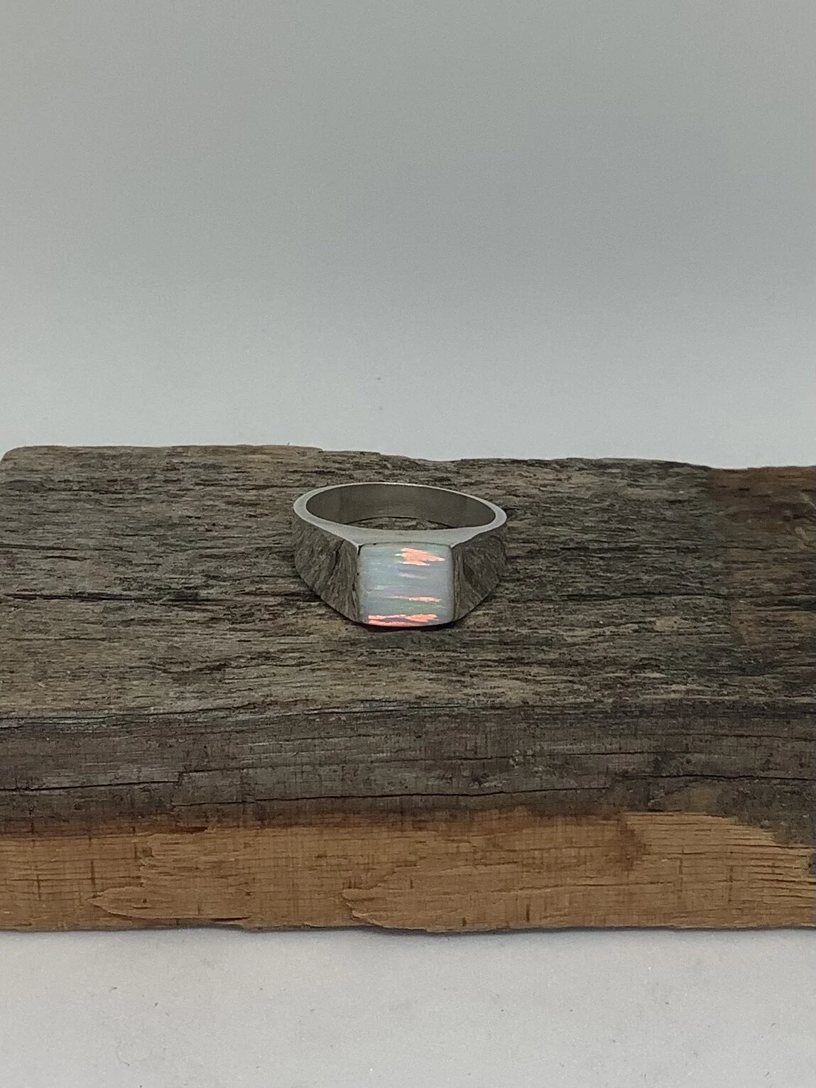 FAF74E2D-8BD1-4529-8691-1E85EFC46FA5