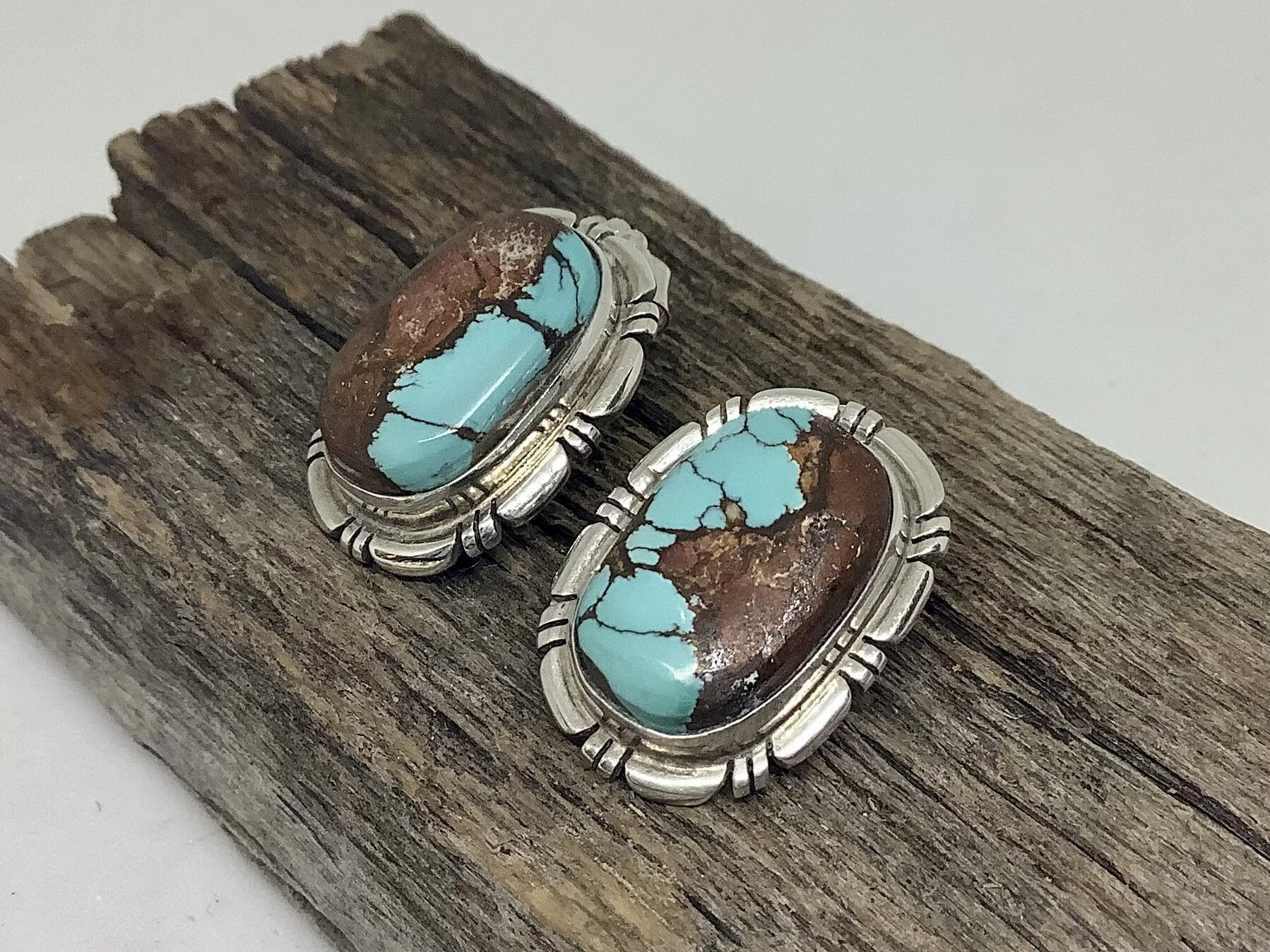 FB86667E-D59F-4E5D-878B-7E3BA7B8023B