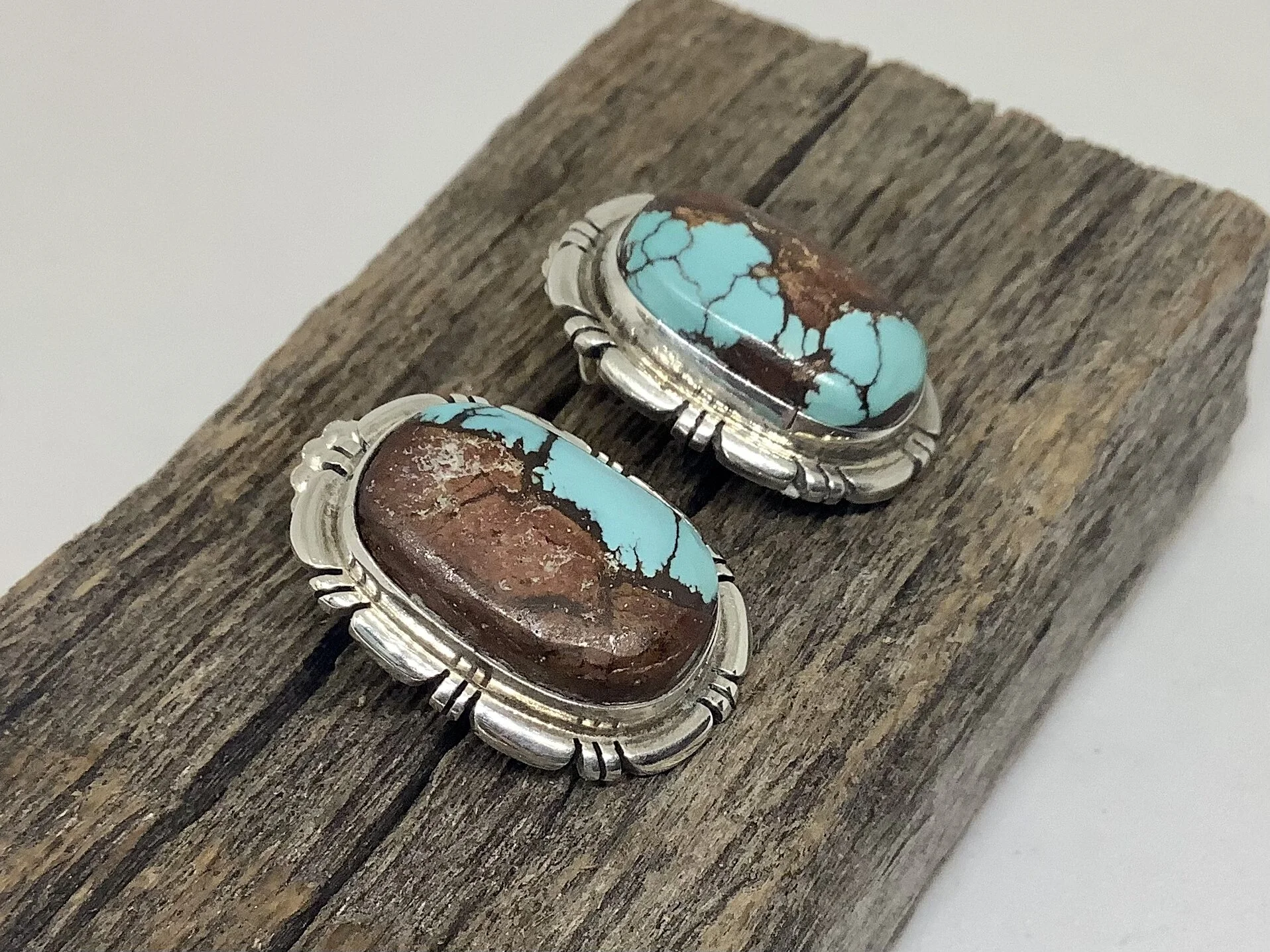 33CB39D3-2000-4354-8F38-127E3FA1CA7A