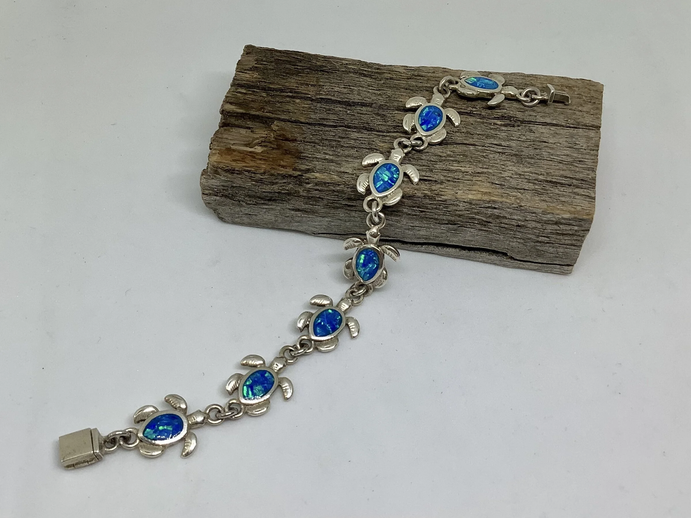 67CAEAF7-47D3-4CAA-A0D5-1EC4E59B5C5F